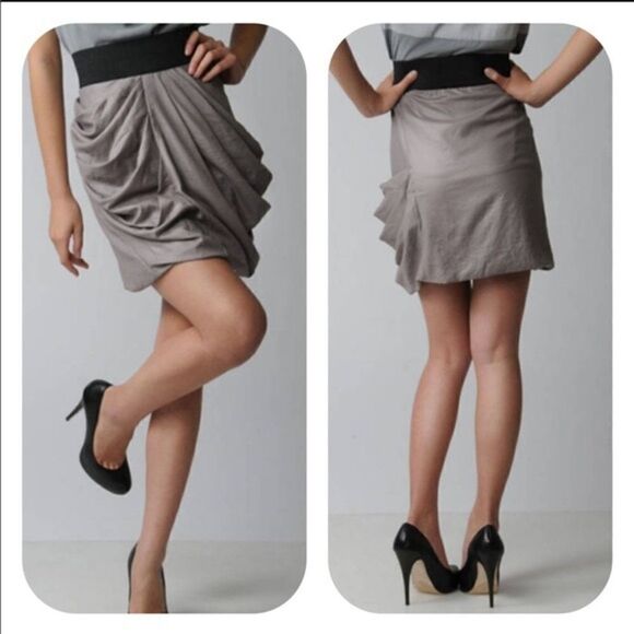 Elizabeth and James Draped Skirt Smokey Lilac size 8 - Picture 3 of 6